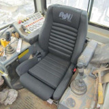 Detailfoto Sitzumbau von ASN für Industriesitze Planierraupe