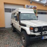 Toyota-Landcruiser-HZJ78