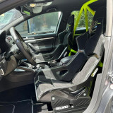 VW Golf 5 R32 mit Recaro Podium CF Exclusiv Bezug